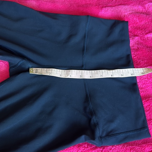 Lululemon leggings - Picture 6 of 7